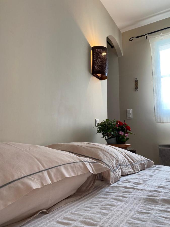 Bed and Breakfast Chambre D'Hotes Le Jardin Des Cigales Обиньян Экстерьер фото