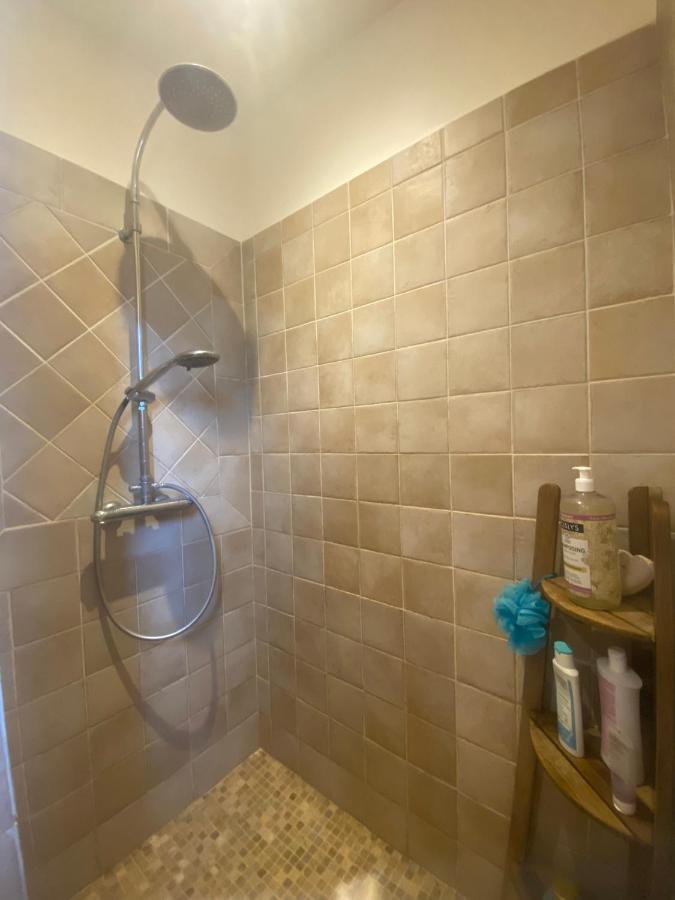 Bed and Breakfast Chambre D'Hotes Le Jardin Des Cigales Обиньян Экстерьер фото